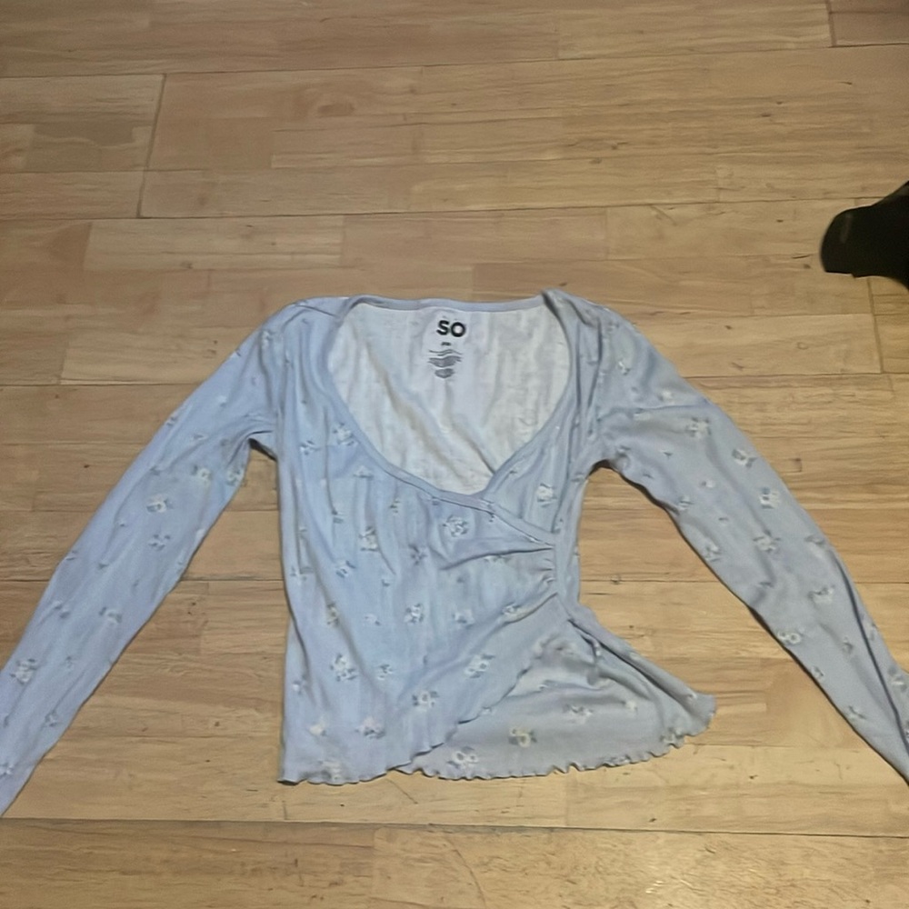 Light blue with flowers cute longsleeve shirt
